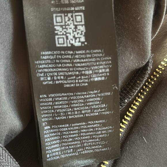 💕Marciano Taupe 2 Piece Athleisure Set Top 8, Slim Pants 4 EUC - Picture 8 of 13